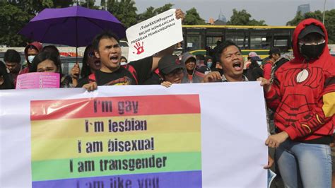 Indonesia Is About To Pass A Law That Would Criminalize Sex Outside Of