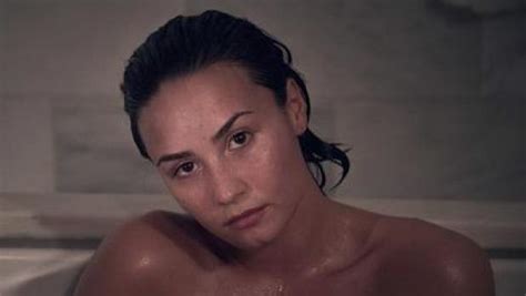Demi Lovato Went Nude And Makeup Free On A Vanity Fair