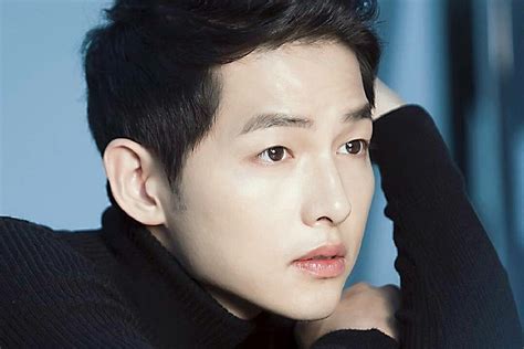 song joong ki responds  criticism    film space sweepers