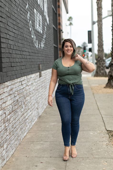 Heres What These Plus Size Influencers Are Shopping For Fashion