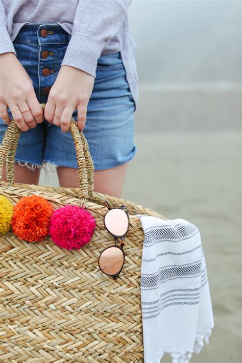 beach bag essentials   pack   day   beach pretty fun