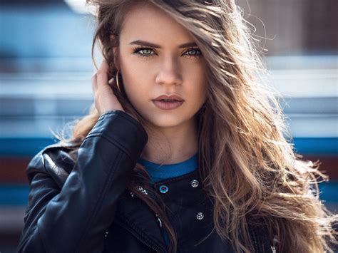 Girl Wearing Leather Jacket Wallpapers Wallpaper Cave