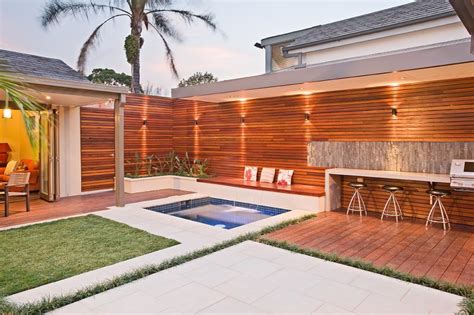 creating outdoor living spaces   budget outdoor living direct