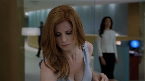 Naked Sarah Rafferty In Suits