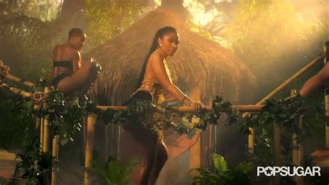 this booty popping body roll booty s from nicki minaj s new song anaconda video popsugar