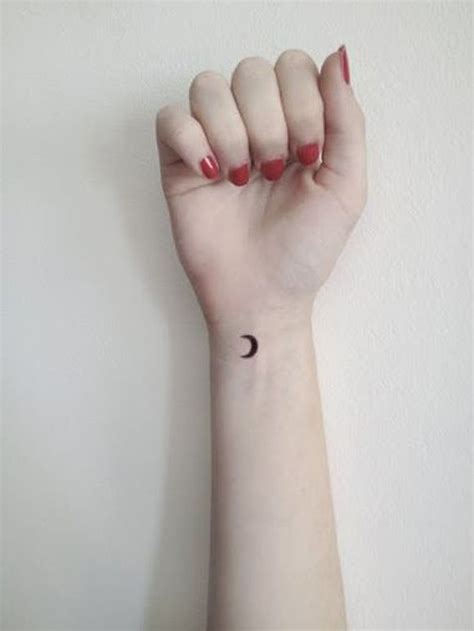 30 Small Cute Tattoos For Girls Cute And Small Tattoo Ideas