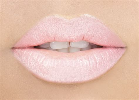 pin   light pink lipstick