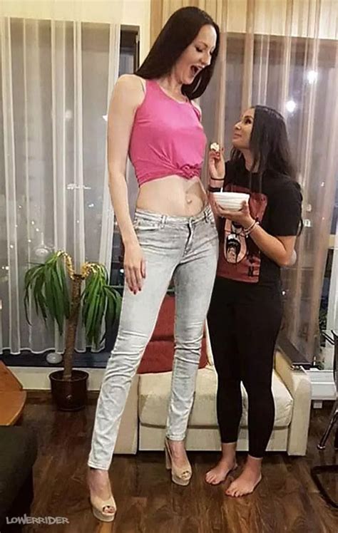 Meet Ekaterina Lisina The World S Tallest Female Model