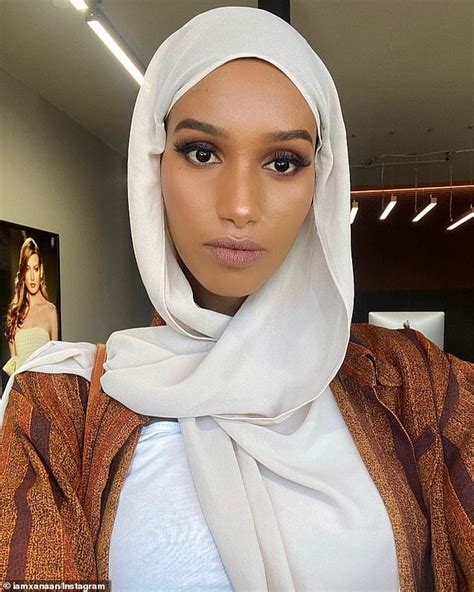 muslim model hanan ibrahim on wearing a hijab on runway daily mail online
