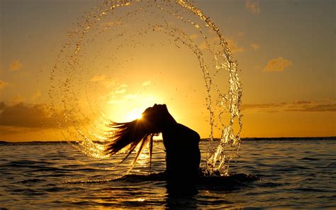 Women Wet Hair Sunlight Rising Sun Water Silhouette