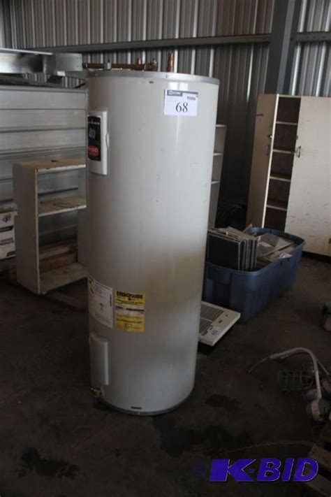 bradford white automatic storage water heater   surplus sale  bid