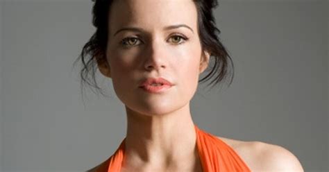 7 Questions Withcarla Gugino