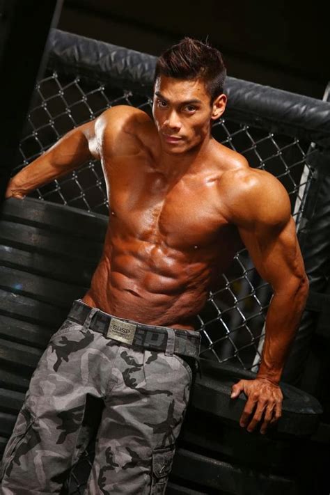 daily bodybuilding motivation adrian tan amazing abs