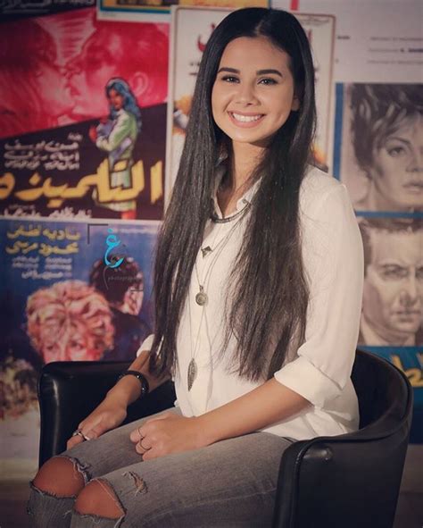 Shahid On Twitter منة عرفة تفاجئ جمهورها بـ لوك جديد ليظهر بريق