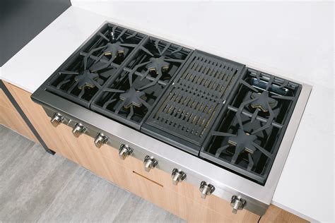 thermador professional  built  gas cooktop   burners  grill pcgwl  buy