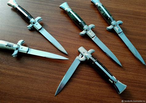 switchblade knives   glory days  dispute swordsswords