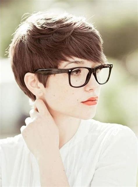 20 best hairstyles for women with glasses hairstyles and haircuts