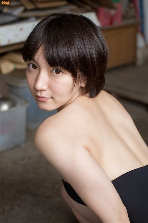 画像 【今、最も注目されている女優】吉岡里帆 25歳 水着・セクシーグラビア画像 naver まとめ