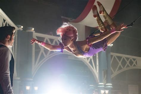 the greatest showman see zendaya and zac efron in the first trailer