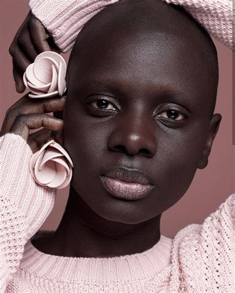 photographer teams   black model  celebrate black beauty