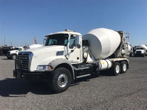 mack mixer trucks asphalt trucks concrete trucks  texas  sale