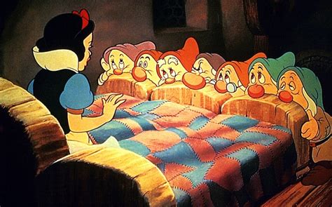 Politically Correct Panto Bosses Give Snow White S 7 Dwarves The