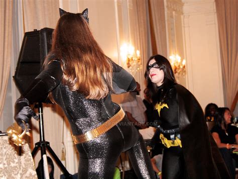 catwoman vs batgirl by knight28 on deviantart