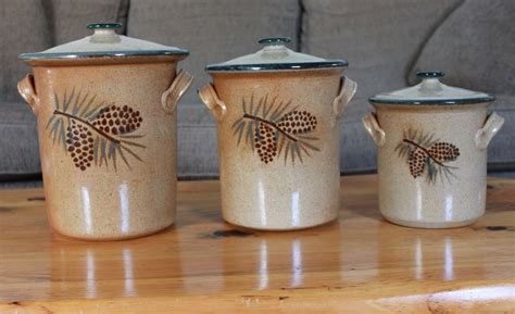 monroe salt works maine pottery set of 3 crocks with lids pine cone 9
