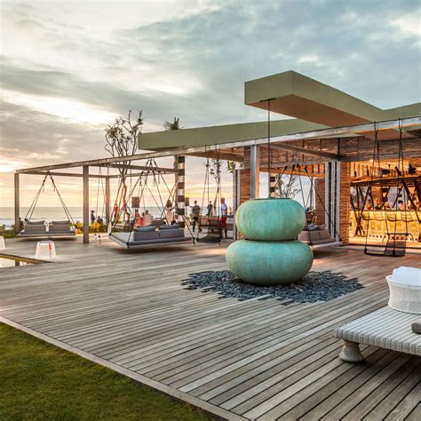 luxury canggu hotel beachfront hotel bali como uma canggu