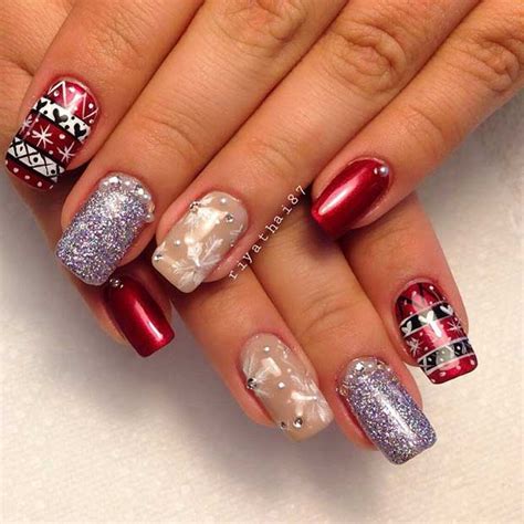 easy winter  christmas nail ideas page    stayglam