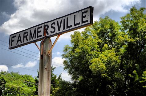 farmersville texas downtown square history railroad crossi flickr