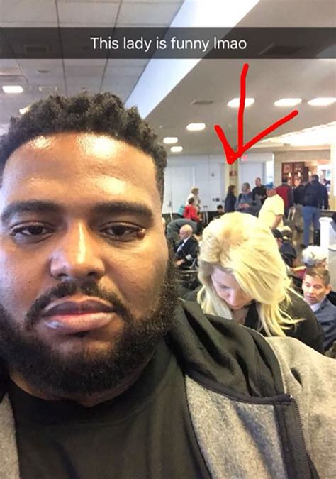 black guy gives brilliant clap back to racist white woman who didn t believe he was flying first