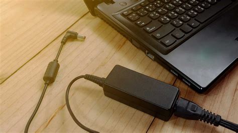 charging cable      laptop  solve