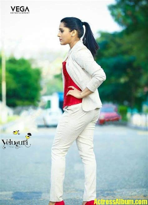 Telugu Tv Anchor Rashmi Latest Stills Actress Album