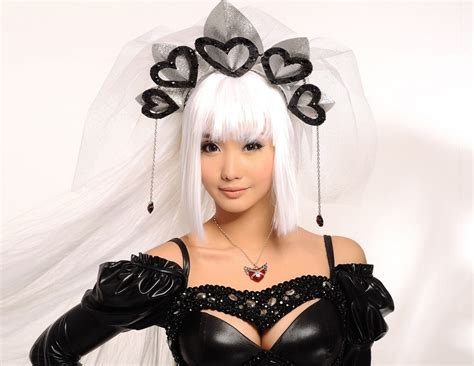 another cosplay of alodia in leather