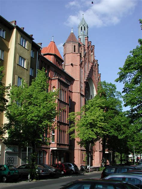 heilig kreuz kirche berlin wilmersdorf
