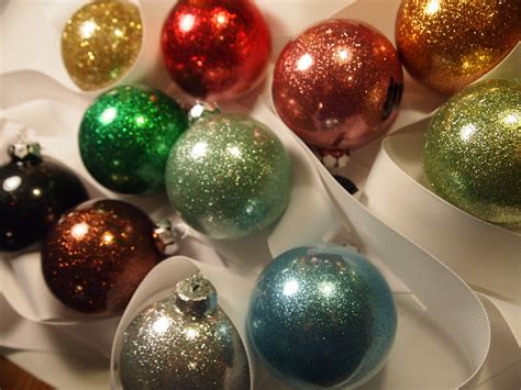 beautiful personalized christmas ornaments