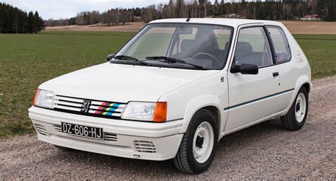 peugeot  rallye   pocket sized homologation special carscoops