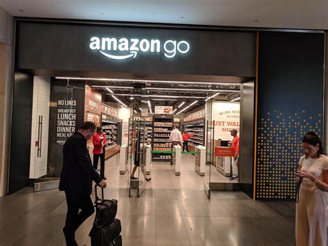 amazons  store   york comment opinion  grocer