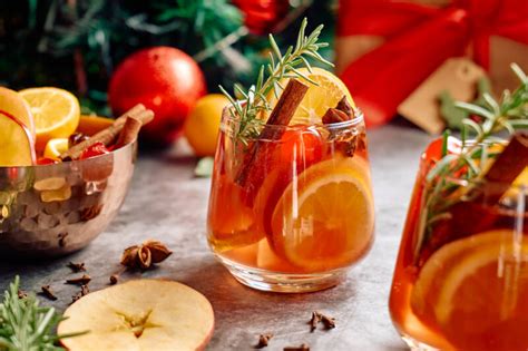 This Cranberry Aperol Spritz Adds A Taste Of The Holidays To A Popular