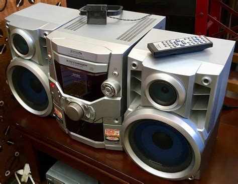 uhuru furniture collectibles panasonic  cd changer stereo system