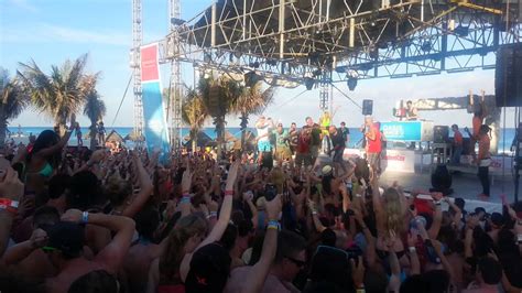 Cancun Spring Break 2013 Beach Party Pauly D Spinning At