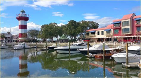 sea pines town square realty