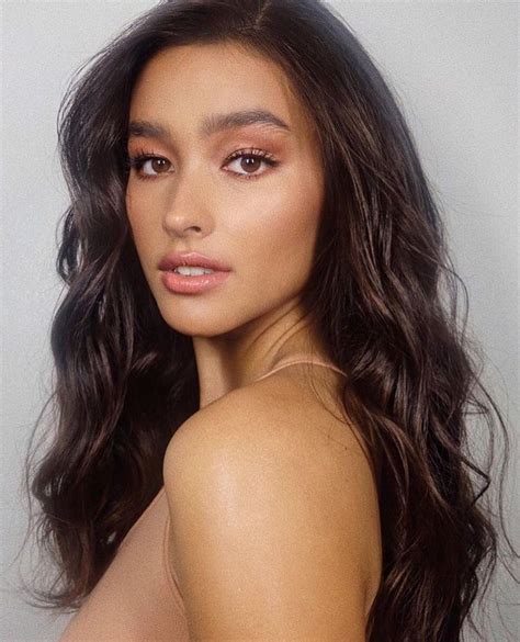 Omg She’s So Hot 😍 Liza Soberano Filipina Actress Coming Soon Robbie