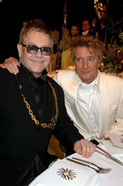 Rod Stewart Blasts Elton John’s ‘dishonest’ Farewell Tour Huffpost Uk