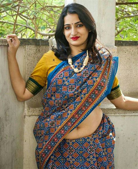 pin on navel saree