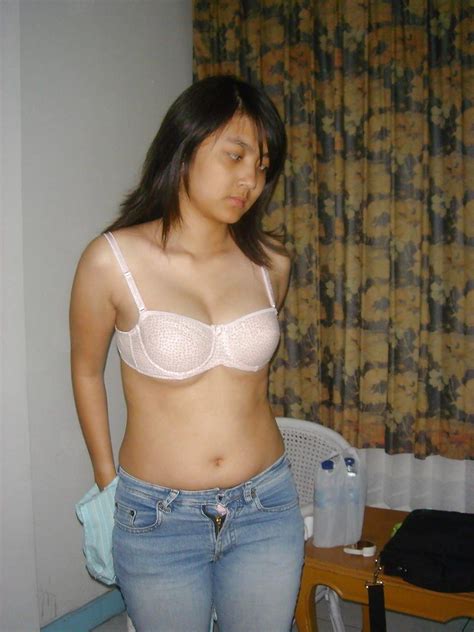 nita indonesian teen slut in bali 29 pics