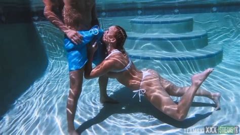 [teamskeet Camsoda] Alexis Monroe Underwater 2020