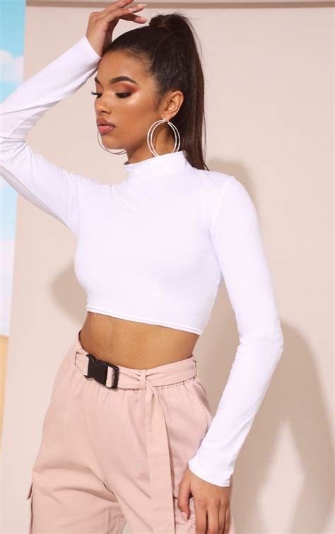 crop tops  women cropped shirts prettylittlething usa   long sleeve crop top