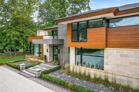 marvelous contemporary home  michigan     kind